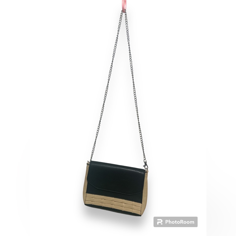 NWOT TWO TONE WOVEN ACCENT CROSSBODY BAG